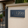 Schild mit Glocke